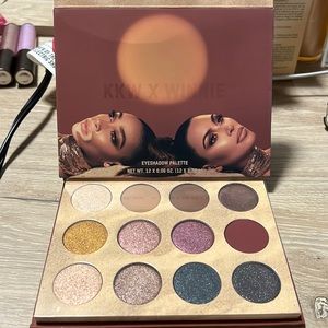 KKW Beauty X Winnie Palette